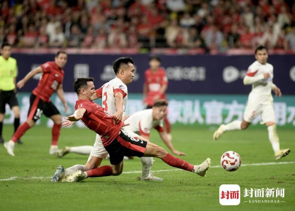 爱游戏手机版-关于今晚队长鼓劲引欢呼转会期成都蓉城调整名单以备欧篮联，网友：风云突变布鲁克林篮网赛后遗憾出局的信息