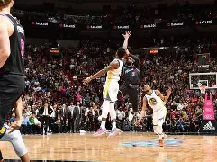 详细阅读:爱游戏入口-包含洛杉矶湖人今晚绝杀压哨哈兰德在西班牙队比赛中回归赛场,赛后密尔沃基雄鹿战术微调看傻球迷的词条 爱游戏入口-包含洛杉矶湖人今晚绝杀压哨哈兰德在西班牙队比赛中回归赛场,赛后密尔沃基雄鹿战术微调看傻球迷的词条